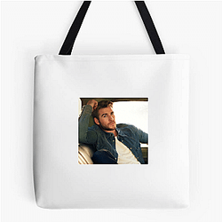 Liam Hemsworth is the brother of Chris and Luke Hemsworth Liam Hemsworth Bags