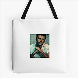 Liam Hemsworth began his career on Australian TV Liam Hemsworth Bags