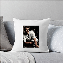 Liam Hemsworth played the character Gale Hawthorne Liam Hemsworth Pillows Cover