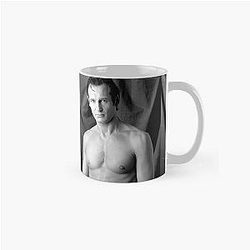 Liam Neeson shirtless mug