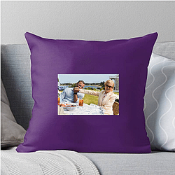 Liev Schreiber is a prominent dramatic actor Liev Schreiber Pillows Cover