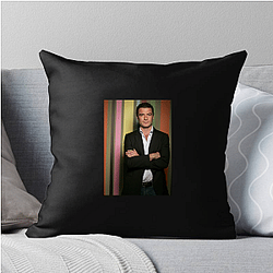 Liev Schreiber is also a director and producer Liev Schreiber Pillows Cover