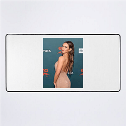 Rising Talent Lilah Pate Mouse Pads