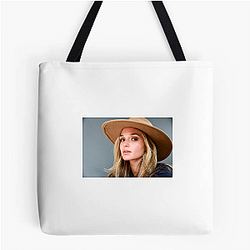Hollywood Upcomer Lilah Pate Bags