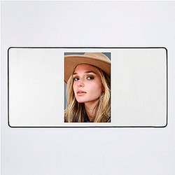 Screen Freshness Lilah Pate Mouse Pads