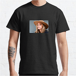 Hollywood Upcomer Lilah Pate T-Shirts