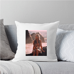 Dramatic Spark Lilah Pate Pillows Cover