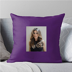 Style Blogger Linda Cardellini Pillows Cover
