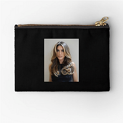 Style Blogger Linda Cardellini Zipper Pouches