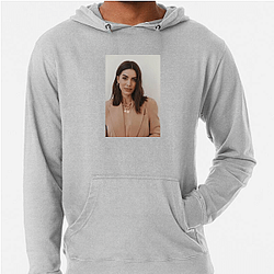 Lifestyle Star Linda Cardellini Hoodies