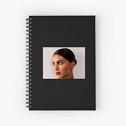 Makeup Guru Linda Cardellini Notebook