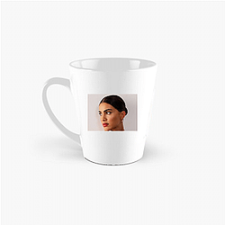 Makeup Guru Linda Cardellini Mugs