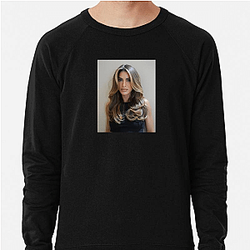 Style Blogger Linda Cardellini Sweatshirts