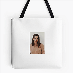 Lifestyle Star Linda Cardellini Bags
