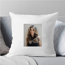 Style Blogger Linda Cardellini Pillows Cover