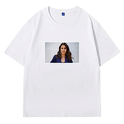 Fashion Icon Linda Cardellini T-Shirts
