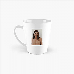 Lifestyle Star Linda Cardellini Mugs
