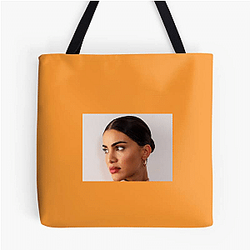 Makeup Guru Linda Cardellini Bags