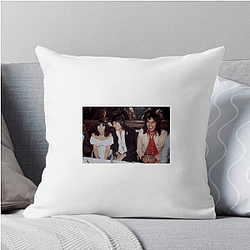 Linda Ronstadt is considered a versatile and influential artist Linda Ronstadt Pillows Cover