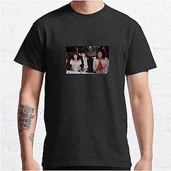 Linda Ronstadt is considered a versatile and influential artist Linda Ronstadt T-Shirts
