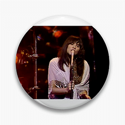 Linda Ronstadt is known for her powerful vocal range Linda Ronstadt Pins