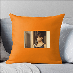 Linda Ronstadt was a member of the band The Stone Poneys Linda Ronstadt Pillows Cover