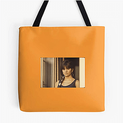 Linda Ronstadt was a member of the band The Stone Poneys Linda Ronstadt Bags