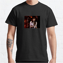 Linda Ronstadt is known for her powerful vocal range Linda Ronstadt T-Shirts