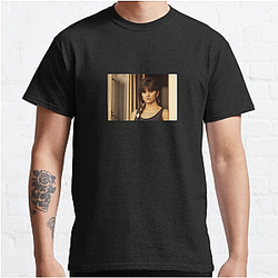 Linda Ronstadt was a member of the band The Stone Poneys Linda Ronstadt T-Shirts