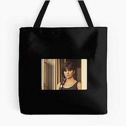 Linda Ronstadt was a member of the band The Stone Poneys Linda Ronstadt Bags