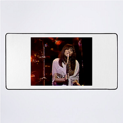 Linda Ronstadt is known for her powerful vocal range Linda Ronstadt Mouse Pads
