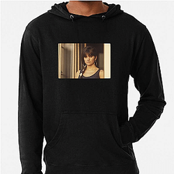 Linda Ronstadt was a member of the band The Stone Poneys Linda Ronstadt Hoodies