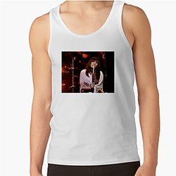 Linda Ronstadt is known for her powerful vocal range Linda Ronstadt Tank Tops