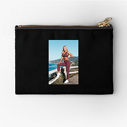 Future Champion Linn Lowes Zipper Pouches