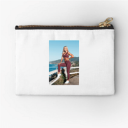 Future Champion Linn Lowes Zipper Pouches