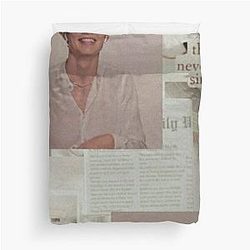 Louis Partridge Aesthetic Duvet Cover