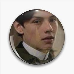 Louis Partridge Dating