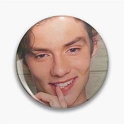 Louis Partridge Kiss Me