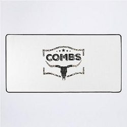 Combs Bullskull Frame Desk Mat