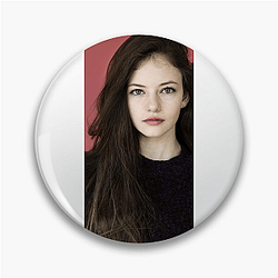 Mackenzie Foy A Star in Her Own Right Style Mackenzie Foy Pins