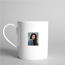 Mackenzie Foy Beauty and Grace Look Mackenzie Foy Mugs