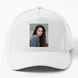 Mackenzie Foy Beauté et Grace Look Mackenzie Foy Chapeaux et chapeaux