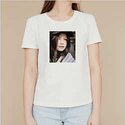 Mackenzie Foy Still Captivating Audiences Design Mackenzie Foy T-Shirts