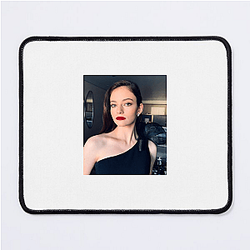 Mackenzie Foy From Twilight to Stardom Style Mackenzie Foy Mouse Pads