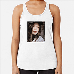 Mackenzie Foy Still Captivating Audiences Design Mackenzie Foy Tank Tops