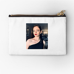 Mackenzie Foy From Twilight to Stardom Style Mackenzie Foy Zipper Pouches