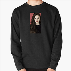 Mackenzie Foy A Star in Her Own Right Style Mackenzie Foy Sweatshirts
