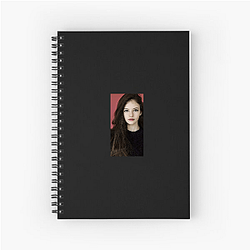 Mackenzie Foy A Star in Her Own Right Style Mackenzie Foy Notebook
