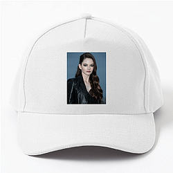 Mackenzie Foy La princesse esthéticienne en pétard Mackenzie Foy Chapeaux et chapeaux