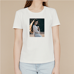 Mackenzie Foy Unique On-Screen Presence Motif Mackenzie Foy T-Shirts